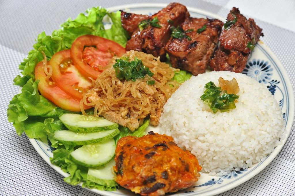 Broken rice dish, popular in southern Vietnamese cuisine