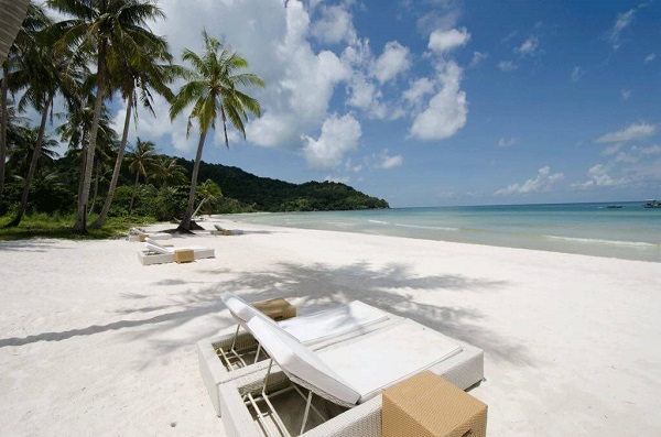 Sao Beach is a less-known in Vietnam