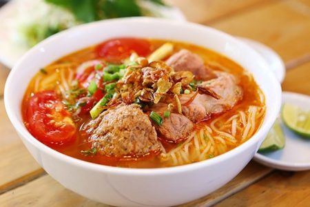 The Vietnamese crab noodles