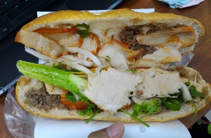 Banh mi Bay Ho